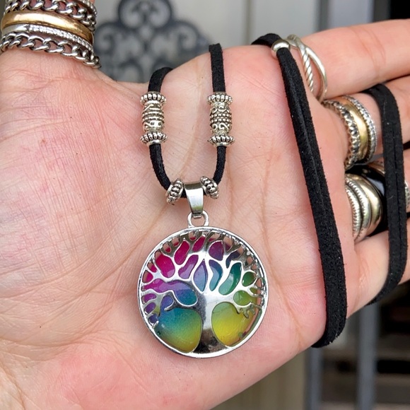 Tree of life boho suede adjustable choker necklace - Picture 3 of 8